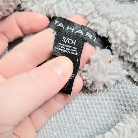 •TAHARI ROBE• - Picture 3 of 6